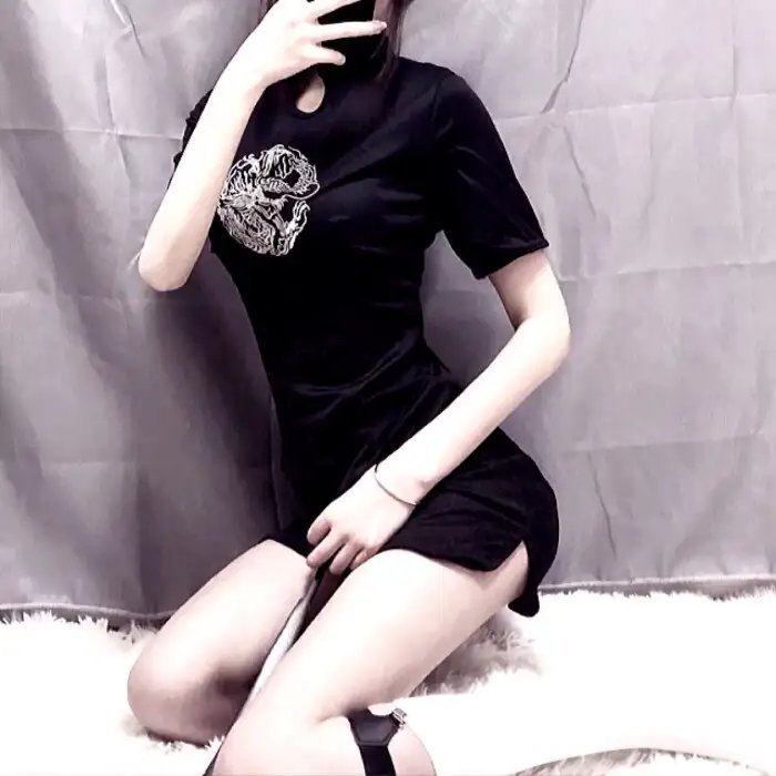 男巫 封面